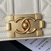 Chanel Medium Leboy Bag White Caviar Gold 25cm - 5