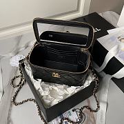 Chanel 24A Top Handle Vanity Case Black Lambskin 17cm - 6