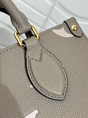 LV Onthego Small Grey M45779 Size 25 x 19 x 11.5 cm - 6