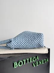 Bottega Veneta Tosca Shoulder Bag Blue 27x18x9cm - 4