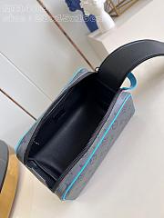 Louis Vuitton LV Dopp Kit Turquoise 28x15x16.5cm - 4