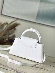 Louis Vuitton LV Capucines BB East-West White 29x16.5x9cm - 4