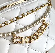 Chanel Bumbag White 17x24x11cm - 3