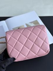 Chanel Mini Flap Bag Handle Pink Lambskin 13x19x7cm - 4