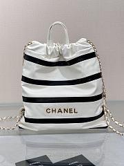 Chanel 22 Bag White Black 40x51x9cm - 1