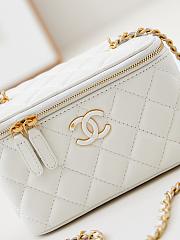 Chanel Vanity Case White Bag 17x9.5x8cm - 2