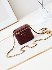 Chanel Mini Vanity Case Wine Bag 11x8.5x7cm - 1