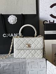 Chanel Trendy 24C Top Handle White 19.5x14.5x5.8cm - 1