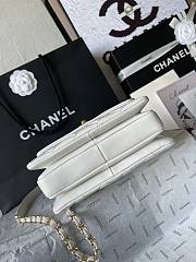 Chanel Trendy 24C Top Handle White 19.5x14.5x5.8cm - 2