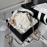 Chanel Mini Vanity Case White Bag 11x8.5x7cm - 2