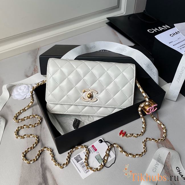 Chanel Wallet On Chain Woc White 19cm - 1