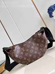 Louis Vuitton LV Hamac PM Monogram Brown 28.5 x 15 x 8 cm - 3