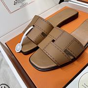 Hermes Brown Slides - 3