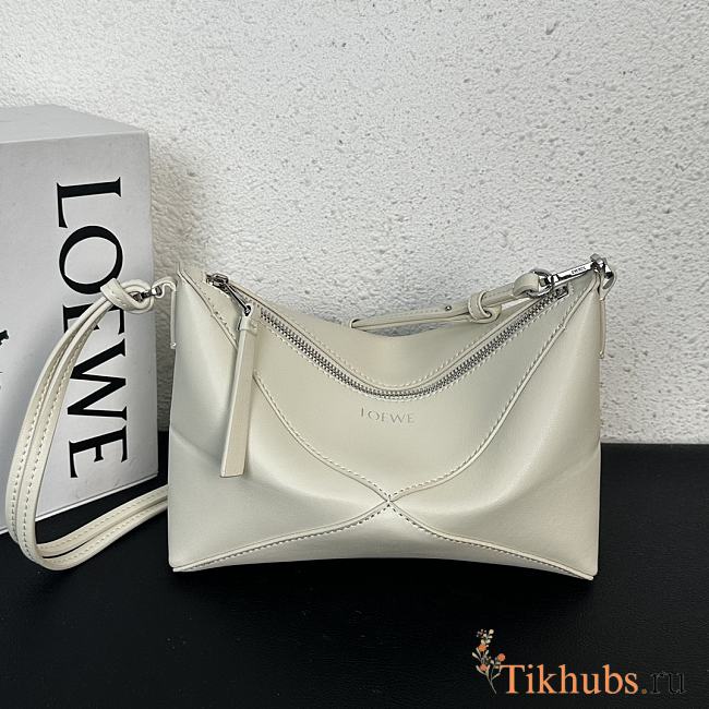 Loewe Puzzle Fold Pouch White 28x18x7cm - 1