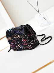 Chanel Flap Bag Black Sequin 21x14x8cm - 4