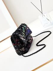 Chanel Flap Bag Black Sequin 21x14x8cm - 2