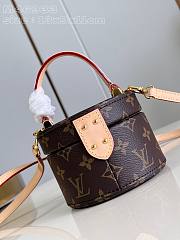 Louis Vuitton LV Scott Monogram 13x9x11cm - 2