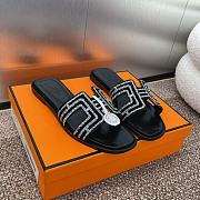 Hermes Oran Sandal Suede Goatskin Black - 1