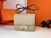 Hermes Constance Epsom Beige Silver 19cm - 1