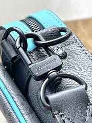 Louis Vuitton LV Trio Messenger Turquoise 25 x 18.5 x 7 cm - 6