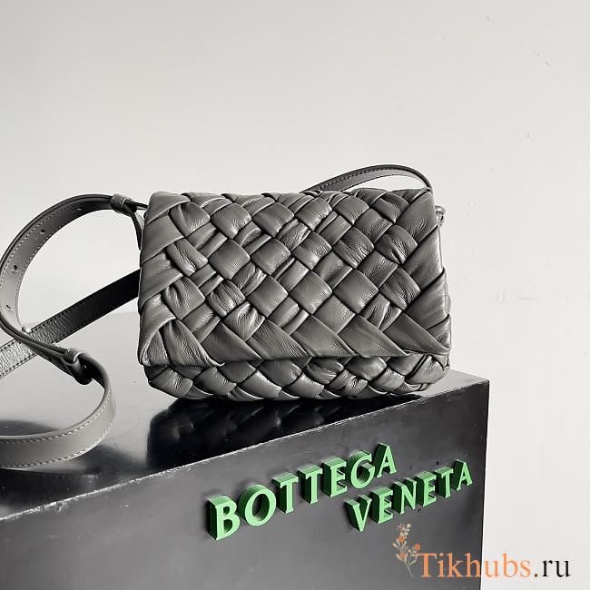 Bottega Veneta Small Rumple Messenger Grey 21x14x5cm - 1