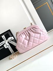 Chanel Clutch Lambskin Gold Light Pink 24x16x8cm - 1