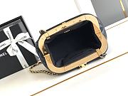 Chanel Clutch Lambskin Gold Black 24x16x8cm - 6