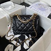 Chanel Flap Bag Lustrous Lambskin Black Pearls 19.5x14.5x7.5cm - 5