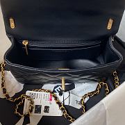 Chanel Flap Bag Lustrous Lambskin Black Pearls 19.5x14.5x7.5cm - 4