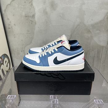 Air Jordan 1 Low SE Shoes Armory Navy