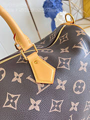 Louis Vuitton LV Speedy Bandoulière 50 Monogram 50 x 32 x 29 cm - 2