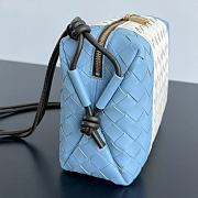 Bottega Veneta Small Loop Camera Bag White Blue 22x15.5x9cm - 6