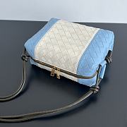 Bottega Veneta Small Loop Camera Bag White Blue 22x15.5x9cm - 4