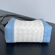 Bottega Veneta Small Loop Camera Bag White Blue 22x15.5x9cm - 2