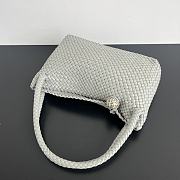 Bottega Veneta Tosca Shoulder Bag Light Grey 27x18x9cm - 6