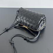 Bottega Veneta Intrecciato Concert Pouch Black 18.5x11.5x8.5cm - 5