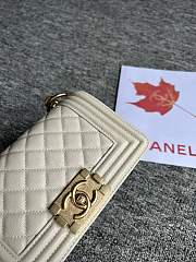 Chanel Small Leboy Bag White Caviar Gold 20cm - 2