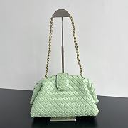 Bottega Veneta Lauren 1980 Clutch Light Green 31cm - 1