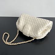 Bottega Veneta Lauren 1980 Clutch White 31cm - 4