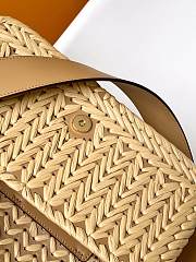 Fendi Baguette Sand Leather Interlaced Fiber Bag 27x15x6cm - 4