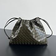 Bottega Veneta Medium Dustbag Khaki Green 32x23cm - 1