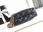 Chanel Black Small Hobo Bag 20x20.5x7.5cm - 5