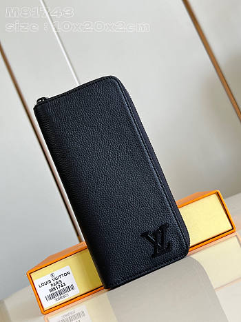 Louis Vuitton LV Zippy Wallet Black 10 x 20 x 2 cm