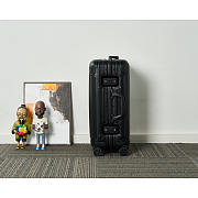 Rimowa Essential Cabin Lightweight Carry-On Suitcase Black 55x40x23cm - 3