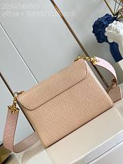 Louis Vuitton LV Twist MM Macchiato 23 x 17 x 9.5 cm - 2