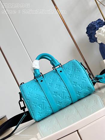 Louis Vuitton LV Keepall Bandoulière Turquoise 25 25 x 15 x 11 cm