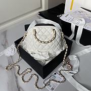 Chanel Clutch With Strap Lambskin Gold White 16x11x5.5cm - 2