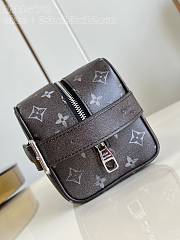 Louis Vuitton LV Locker Dopp Kit Black 23 x 13 x 12 cm - 5