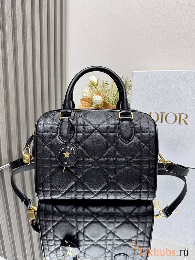 Dior Groove 25 Bag Black Macrocannage Calfskin 25 x 19 x 16 cm - 1