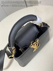 Louis Vuitton LV Capucines East-West Mini Black 22 x 12 x 8 cm - 3